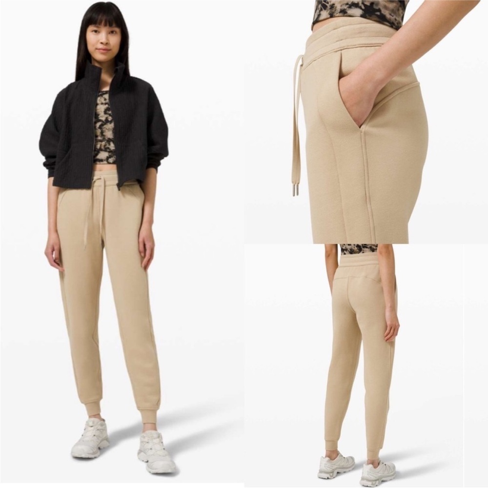 NEW Lululemon Scuba High-Rise Jogger *Fleece 28"
Trench Tan size 12